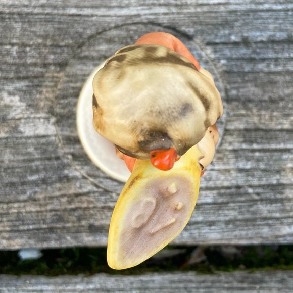 💯 Authentic Goebel Vintage Hummel "A Sweet Offering" Figurine #144-Hummel Club - Picture 6 of 11